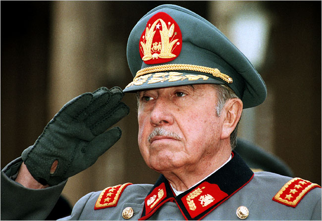 [Gambar: pinochet_2.jpg]